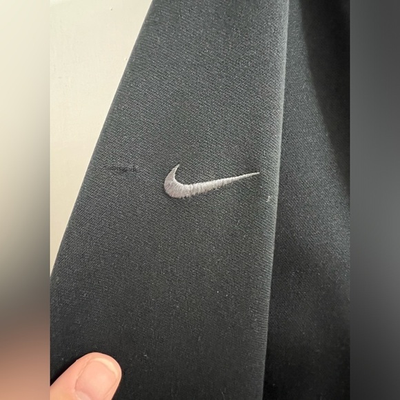 Nike Golf Tour Performance Dri-Fit Gray Black 1/4 Zip Pullover Jacket - Men's L - Picture 3 of 4